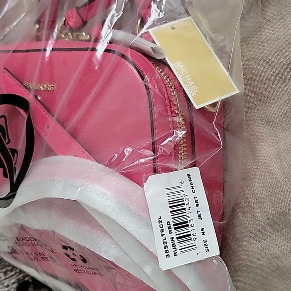 Michael Kors Jet Set Charm Handle/Crossbody Purse, Rubin Red NWT - Picture 13 of 16